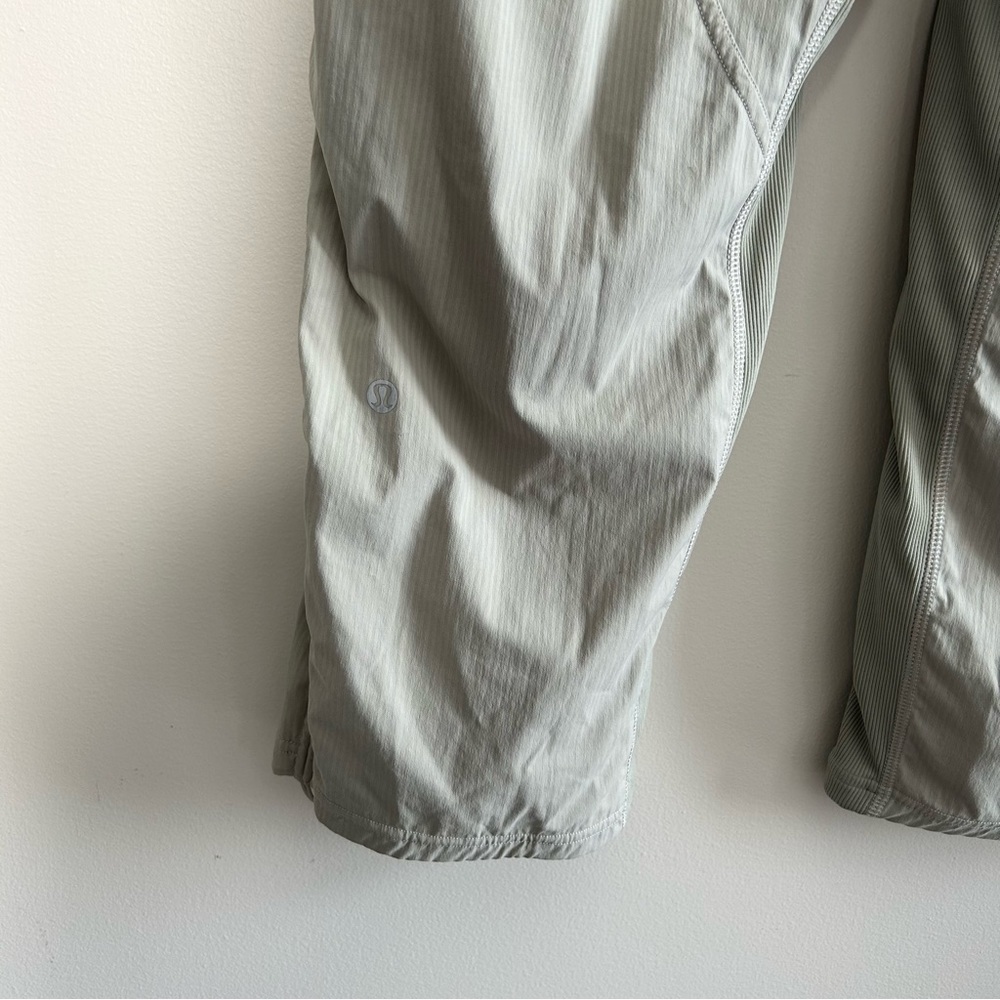 Lululemon 2022 Dance Studio Mid-Rise Crop 25" Raw Linen 14 - Picture 11 of 13